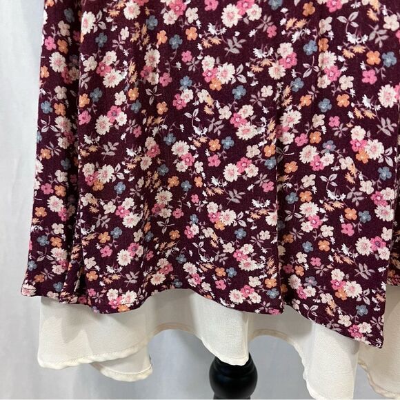 Jella Couture ditsy floral cross back layered dress size small - Picture 2 of 4